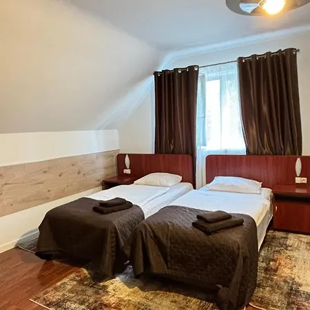 Victoria Bed & Breakfast Varšava