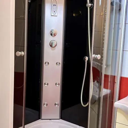 Bed & Breakfast Victoria 3*