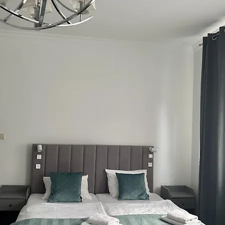 Bed & Breakfast Victoria 3*